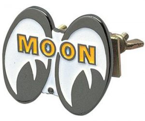 Grill Emblem MOONEYES